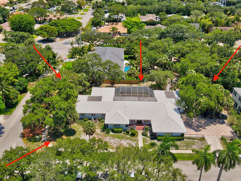 1st image of 800 SW 17th Street