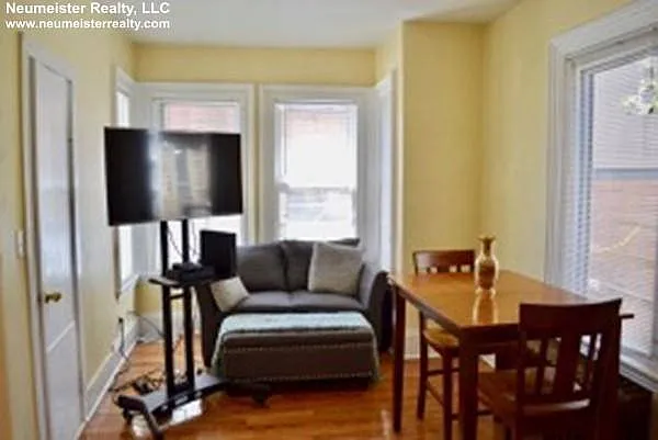 89-91 Hancock St #3