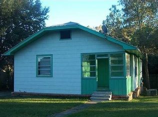 8 Hill St, Chickasaw, AL 36611