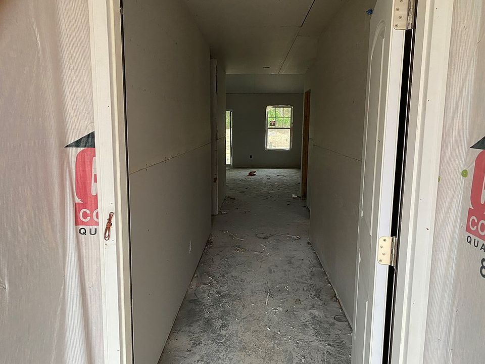 2nd image of 3168 Old York Rd