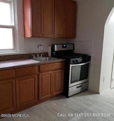 40 Shore Blvd #B — Photo 1