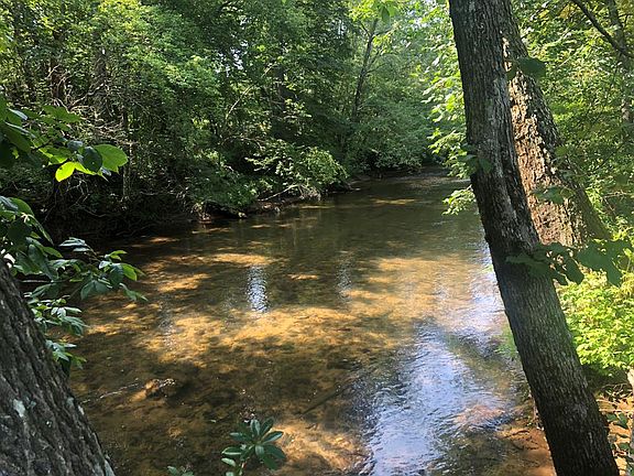 4th image of 9 Riverside Ln