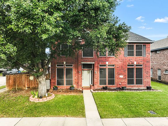 3rd image of 861 Pinnacle Cir