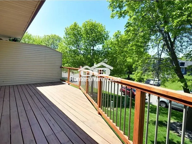 2323 Amberwood Dr — Photo 21