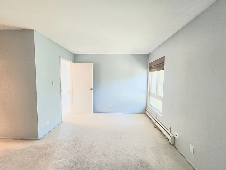 816 N Delaware St #401 — Photo 19