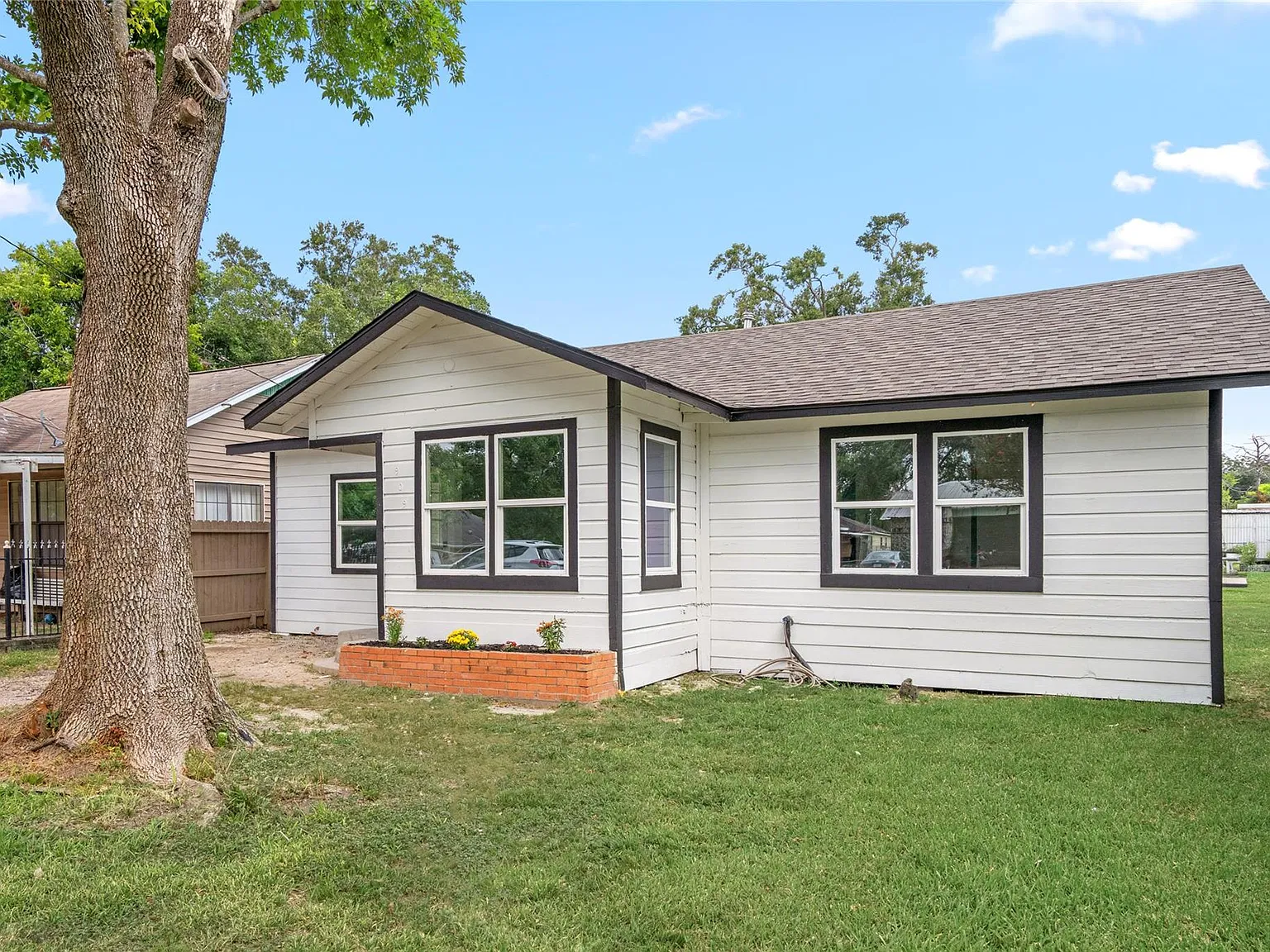 3 bed, 1025 sqft, $1,650 — Photo 3
