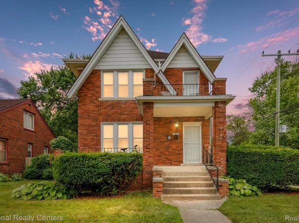 295 Eastlawn St, Detroit, MI 48215