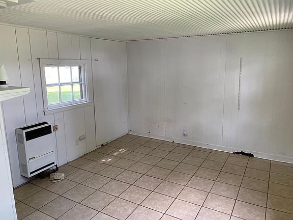2nd image of 1013 S 9th St APT 7