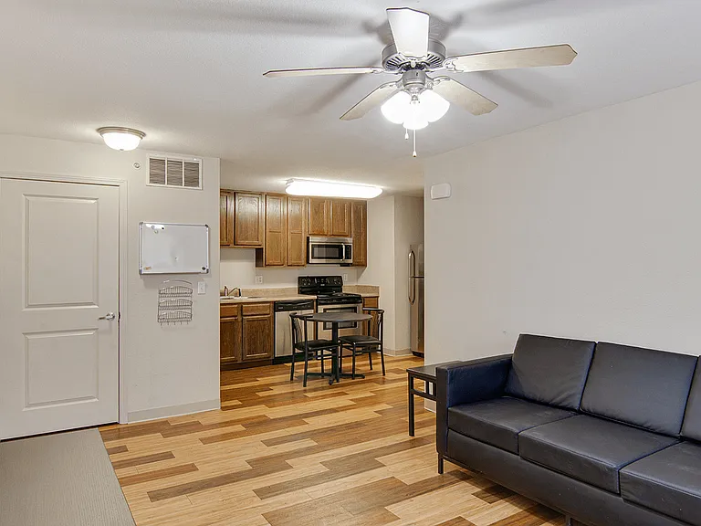 833 S Jefferson Ave — Photo 17