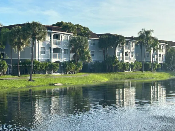 155 NW 96th Ter #2303, Hollywood, FL 33024
