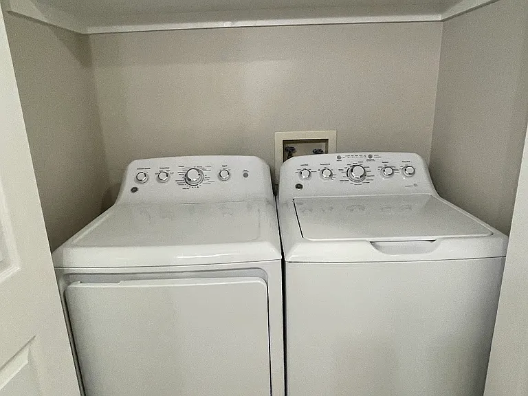 150 S 800 E — Photo 9