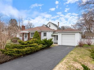 465 Laurelton Rd, Rochester, NY 14609