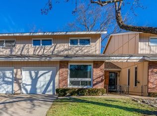 6570 W 51st St, Mission, KS 66202