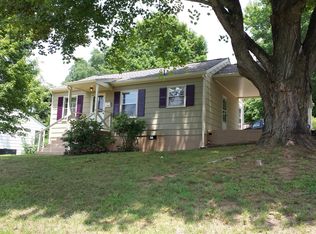 319 S Cherokee St, Jonesborough, TN 37659