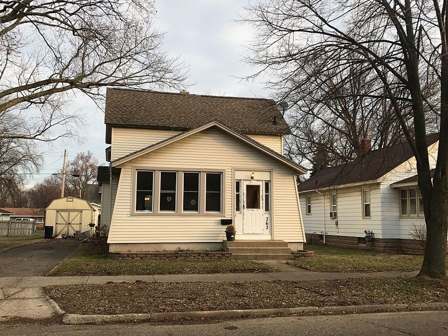 1st image of 363 W 22nd St