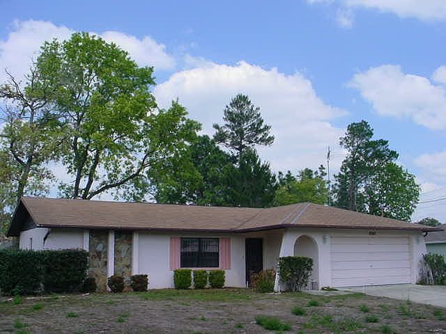 3/2/2 W/ SCREENED PORCH