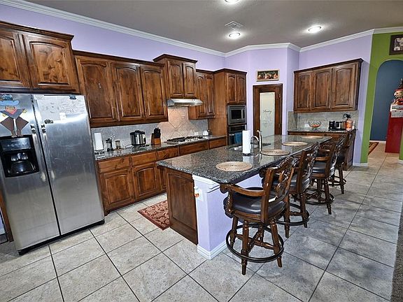 3rd image of 2226 Clarebrooke Dr