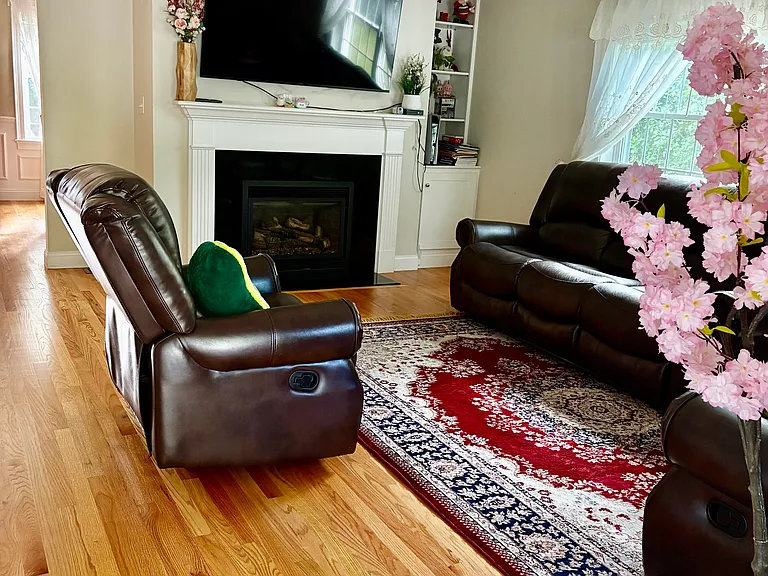 30 Wellesley Ave — Photo 9