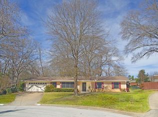 2130 Cottonwood Cir, Tyler, TX 75701