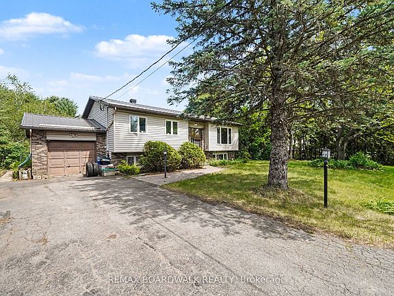 3rd image of 3399 Regburn Dr