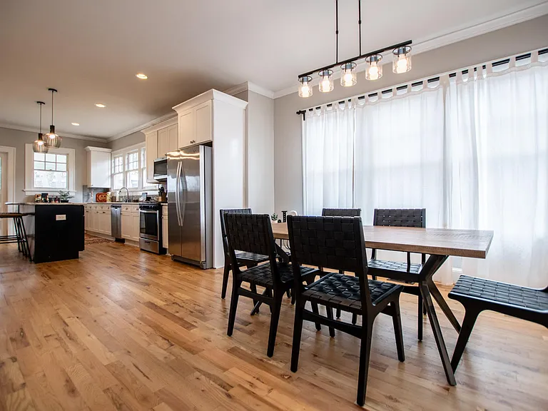 703 Erin Ave SW — Photo 16