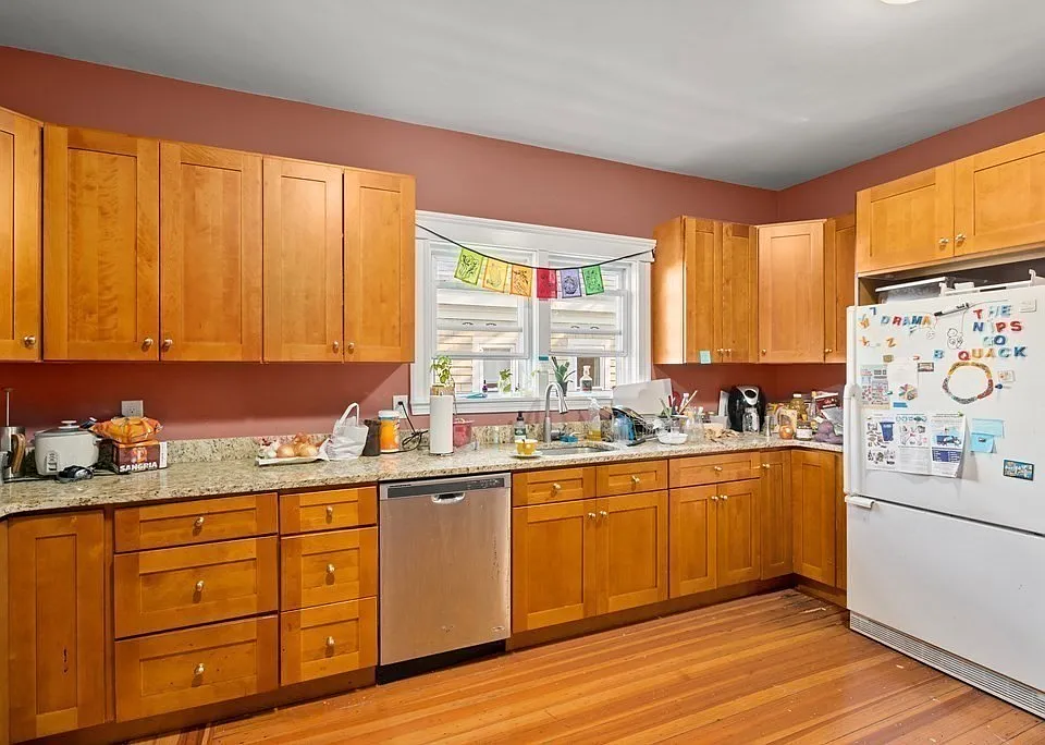 15 Teele Ave #2