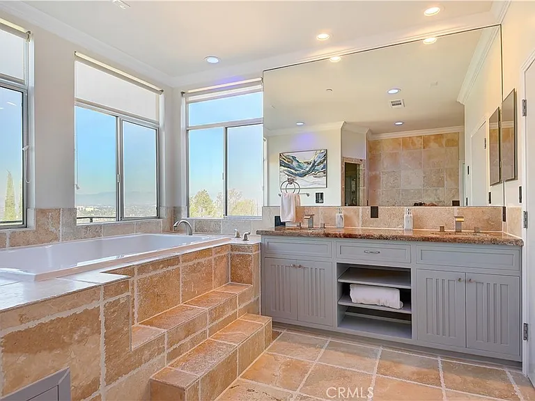 3952 Oakfield Dr — Photo 22