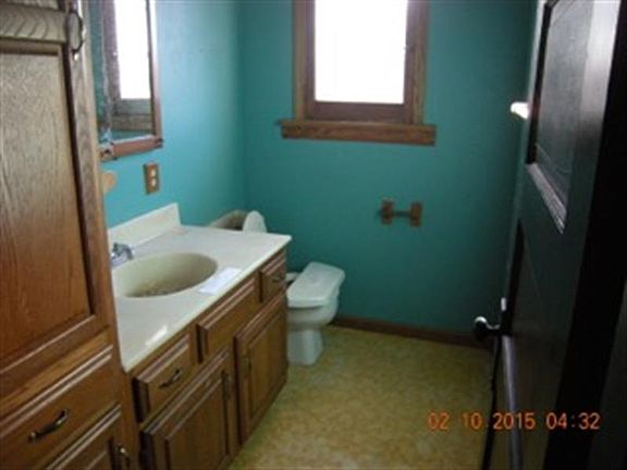 5th image of 810 Pike St
