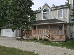 7128 W Rawson Ave, Franklin, WI 53132