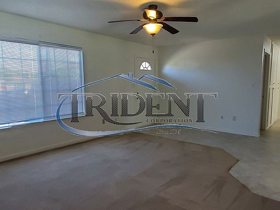2nd image of 2404 Edwards St