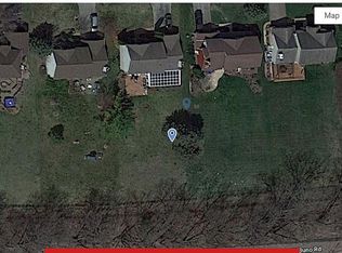 1405 Horseshoe Cir, Milford, MI 48381