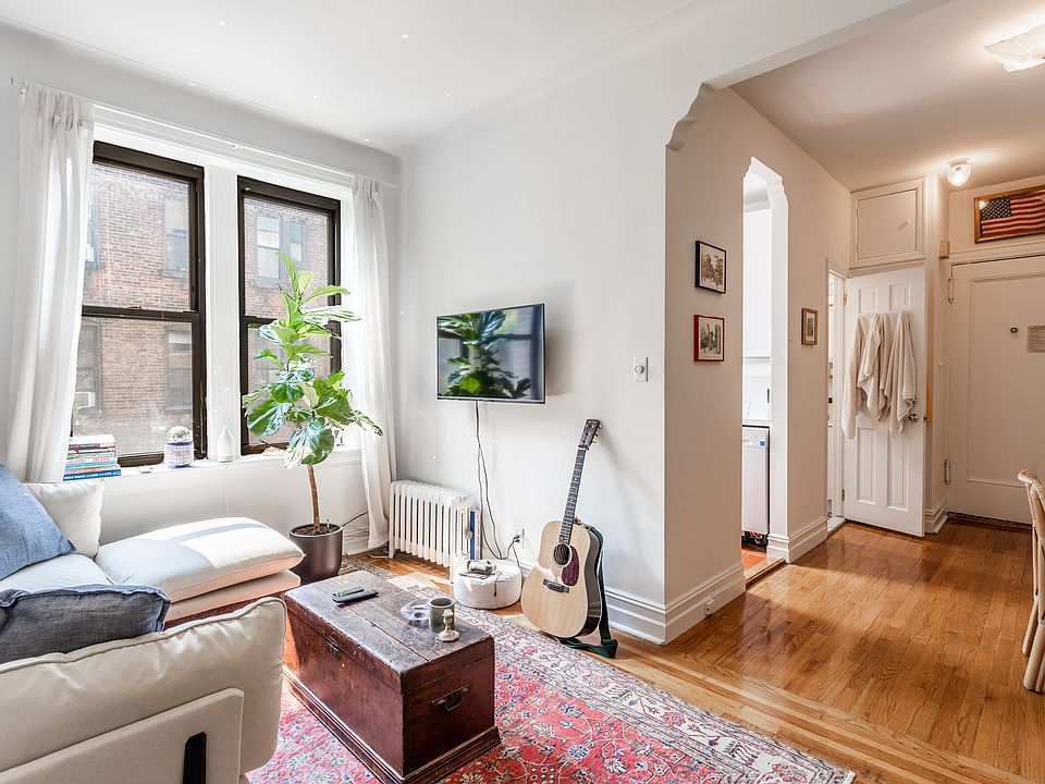 1st image of 199 Bleecker St APT 3C
