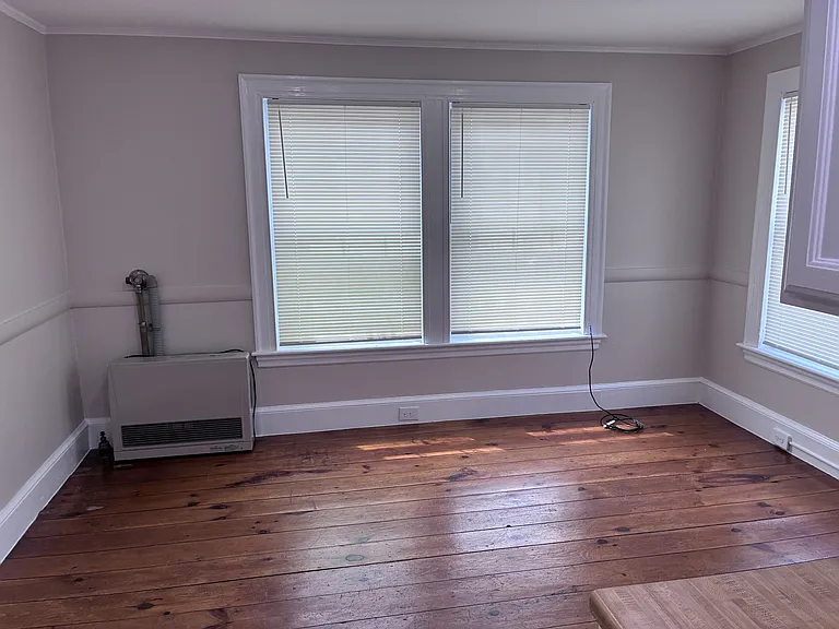 690 Congress St — Photo 10