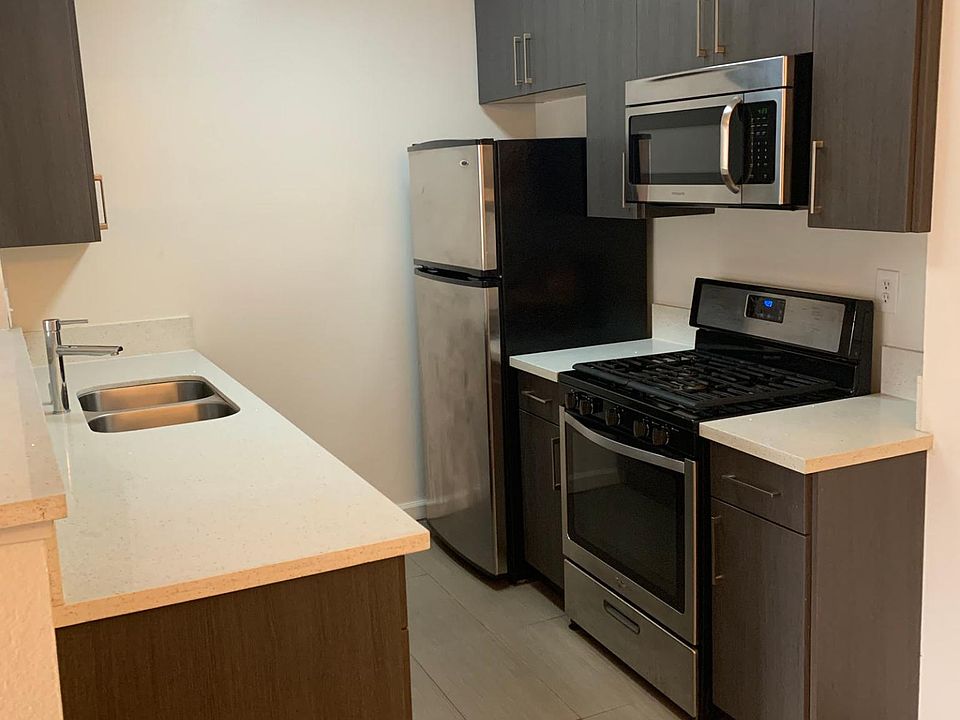 1st image of 1210 Venice Blvd #205-D