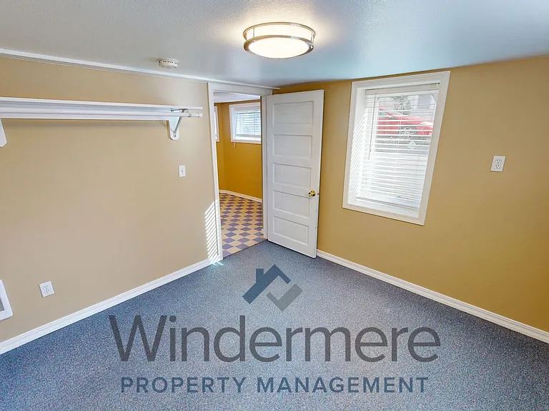 336 S Palouse St — Photo 22