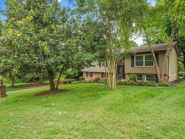 509 Banbury Rd — Photo 47