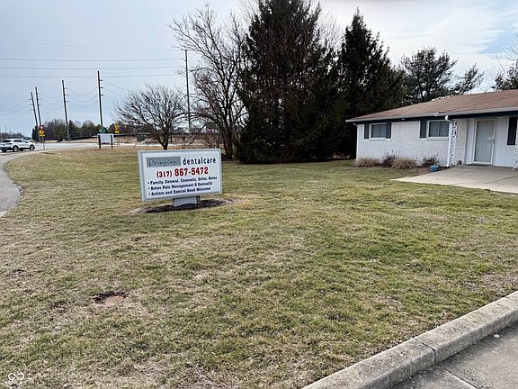 5th image of 15626 Spring Mill Rd