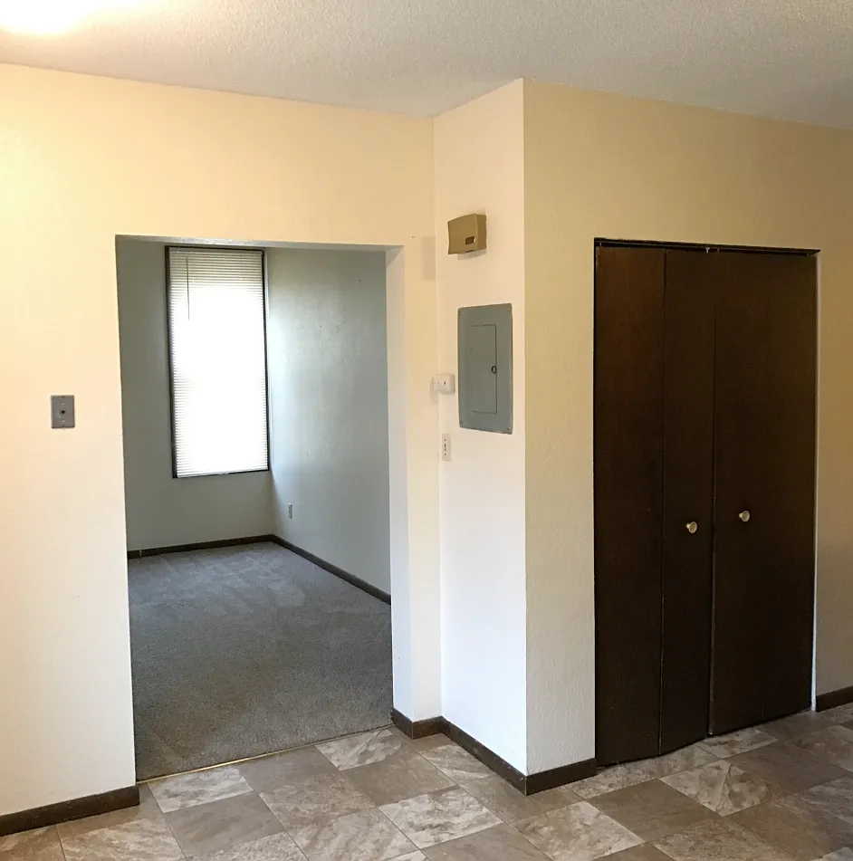 1 bed, 480 sqft, $900 — Photo 2