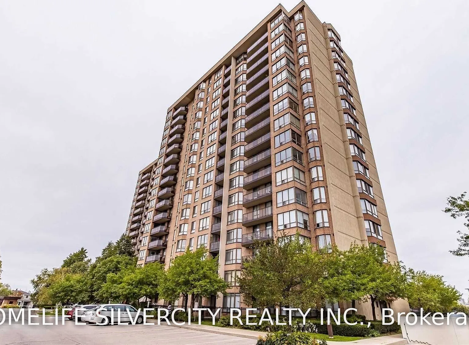 3 bed, $3,000 — Photo 2