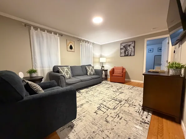 1917 Burnet Ave, Syracuse, NY 13206