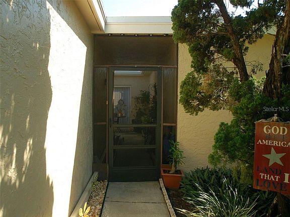 2nd image of 1599 Amberlea Dr S #D