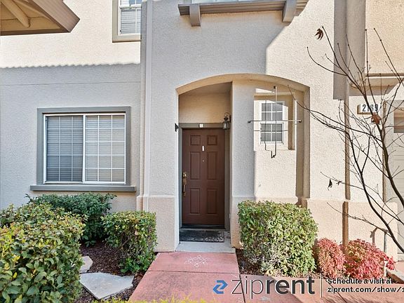2nd image of 2189 Esperanca Ave