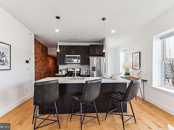 5th image of 1218 N 30th St Floor 3
