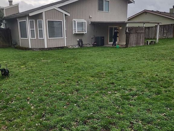 4th image of 7402 Cushman Avenue