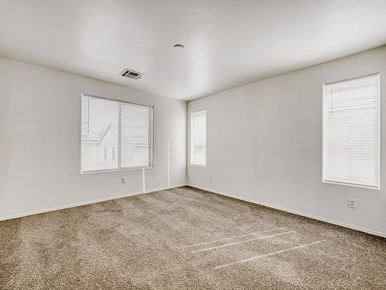 2562 Begonia Valley Ave — Photo 13