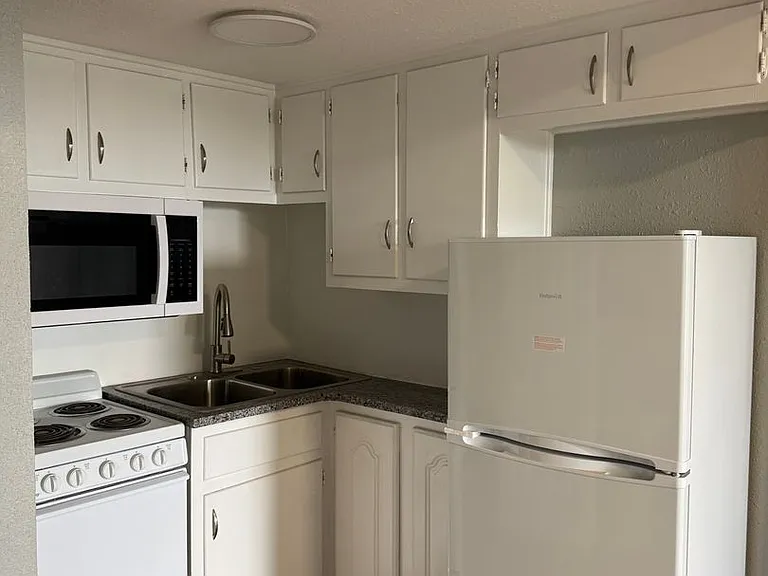 Living Better Apartments — Photo 28