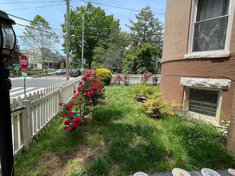 1425 Allison St NW #C — Photo 22