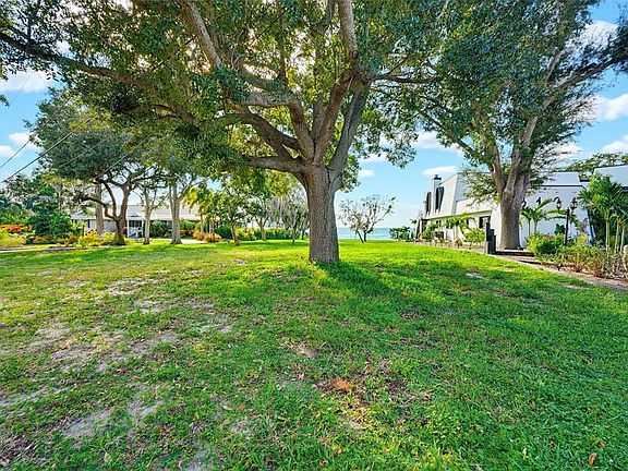 4th image of BLUFF BOULEVARD LOT 0000