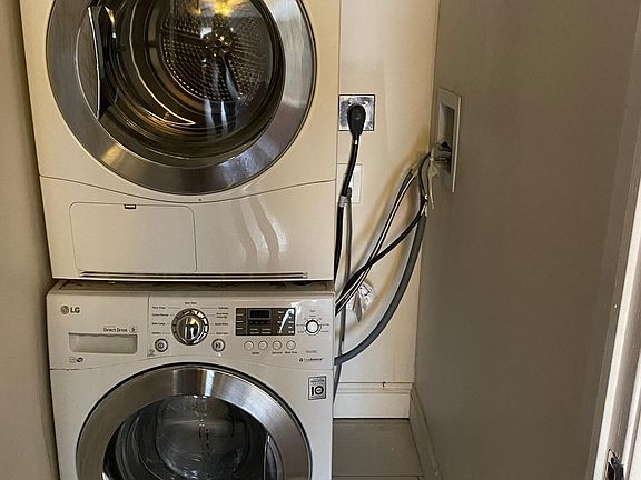4th image of 3801 Sturbridge Ct APT B7