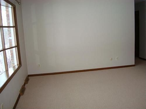 3rd image of 6816 Brettin Dr